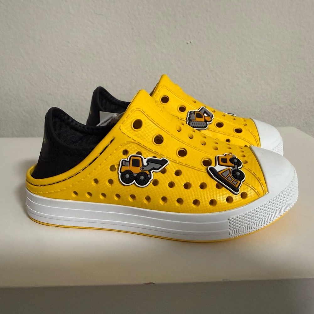 Toddler Skechers Sneakers - Picture 3 of 5